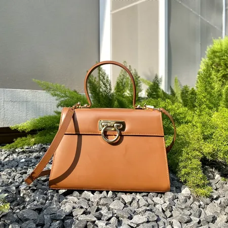 イッセイ ミヤケ ハンドバッグ