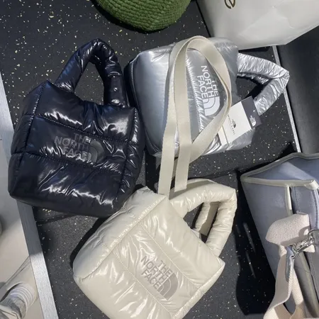 ヴェルサーチ ハンドバッグ