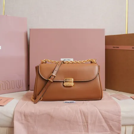 ミュウミュウ ショルダーバッグ