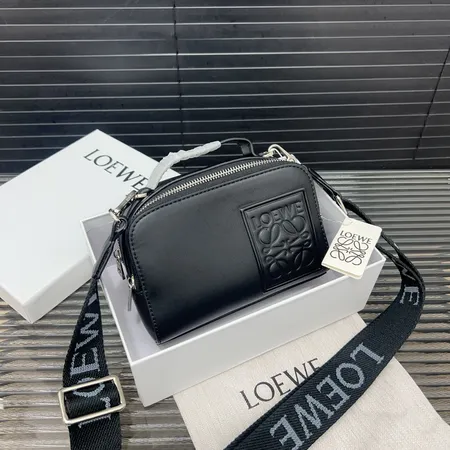 セリーヌ ショルダーバッグ