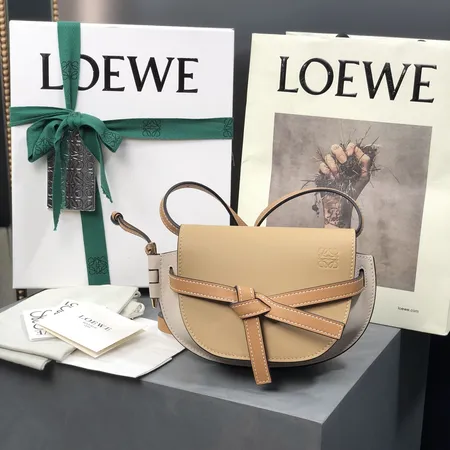 セリーヌ ショルダーバッグ