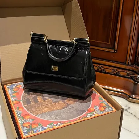 ドルチェ＆ガッバーナ ハンドバッグ