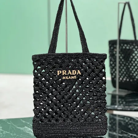 プラダ ハンドバッグ