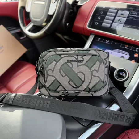 バーバリー ス ショルダーバッグ