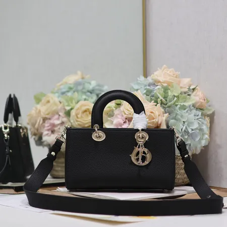 ディオール ハンドバッグ