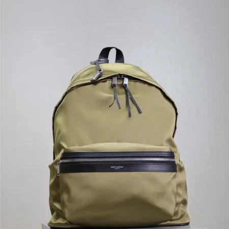 ジバンシィ リュックサック