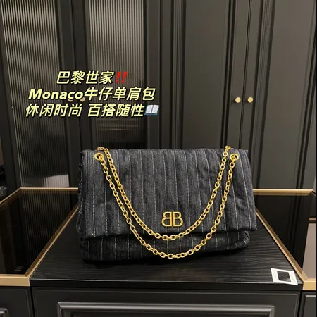 バレンシアガ ショルダーバッグ