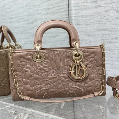 ディオール ハンドバッグ