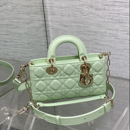 ディオール ハンドバッグ