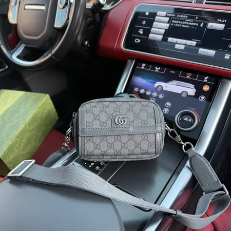 グッチ ショルダーバッグ