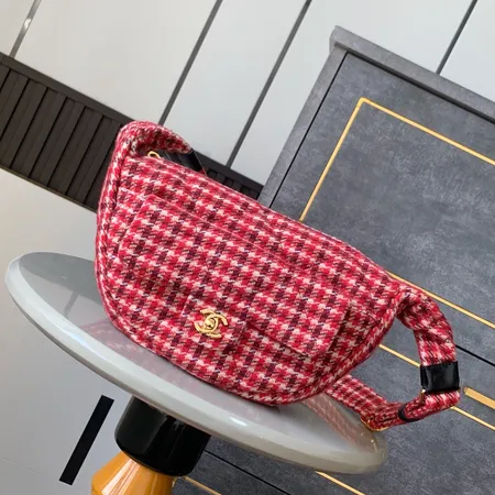 シャネル ショルダーバッグ