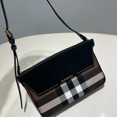 バーバリー ス ショルダーバッグ