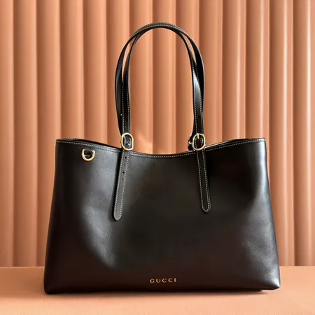 グッチ ハンドバッグ