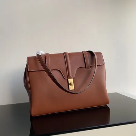 セリーヌ ハンドバッグ