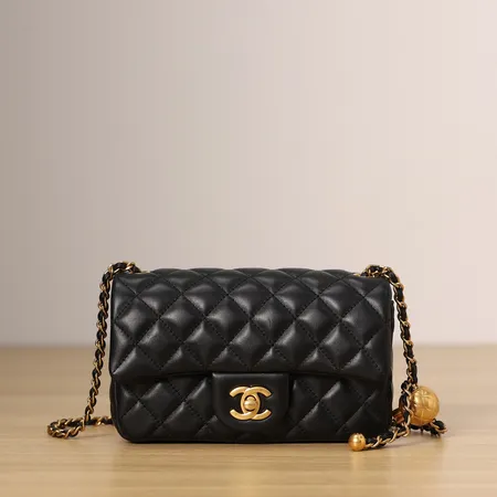 シャネル ショルダーバッグ