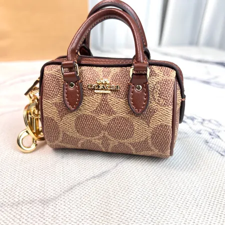 コーチ ハンドバッグ