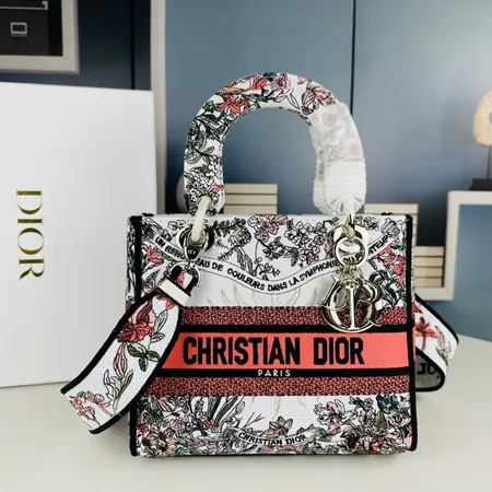 ディオール ハンドバッグ