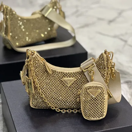 プラダ ハンドバッグ