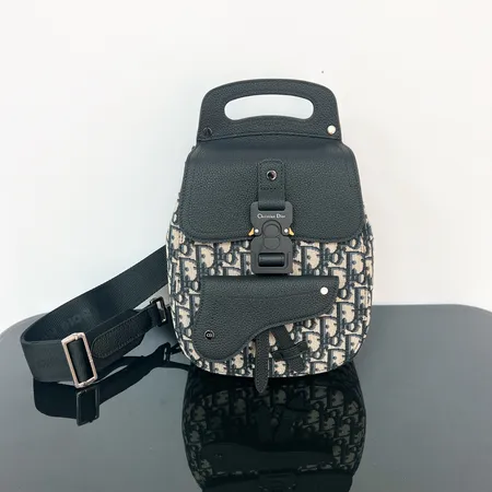 ディオール ショルダーバッグ