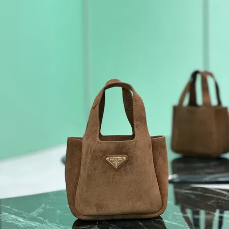 プラダ ハンドバッグ