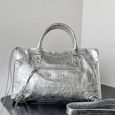 バレンシアガ ハンドバッグ