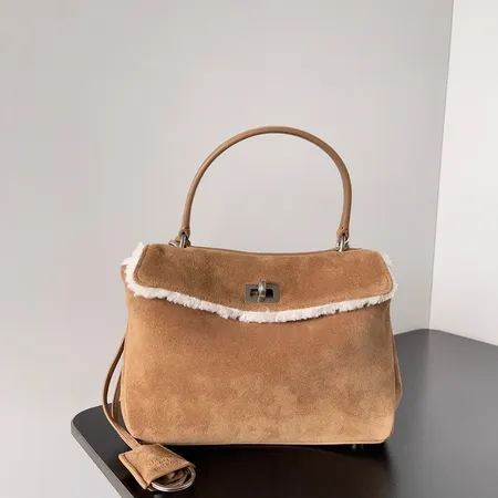 バレンシアガ ハンドバッグ