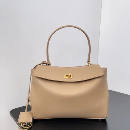 バレンシアガ ハンドバッグ