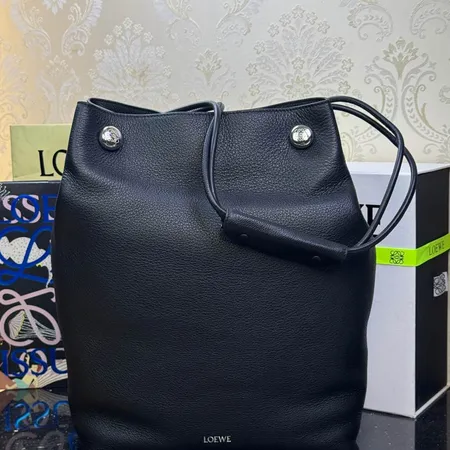 ロエベ ショルダーバッグ