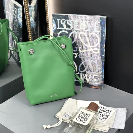 セリーヌ ショルダーバッグ