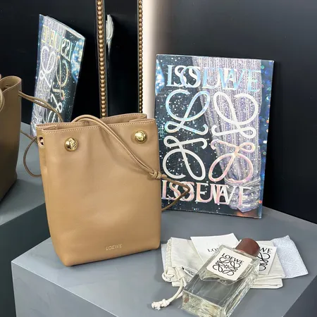 セリーヌ ショルダーバッグ