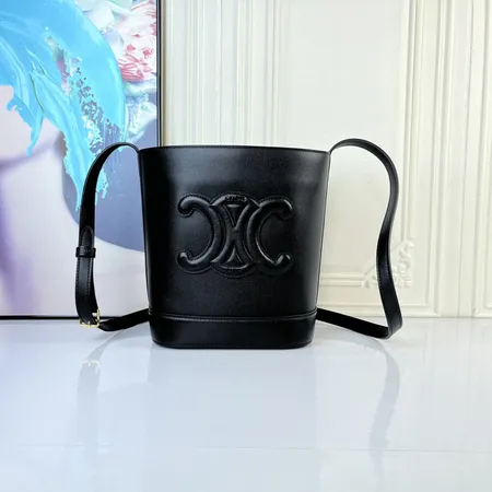 セリーヌ ショルダーバッグ