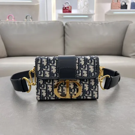 ロエベ ショルダーバッグ