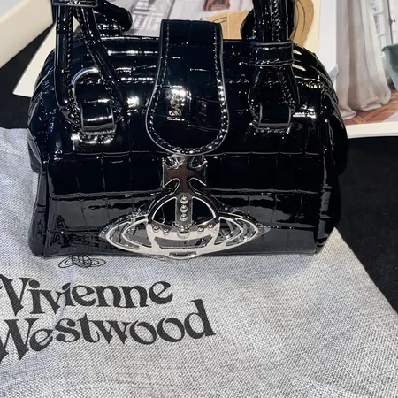 ヴィヴィアン・ウエストウッド ハンドバッグ