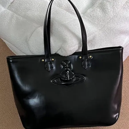 ヴィヴィアン・ウエストウッド ハンドバッグ