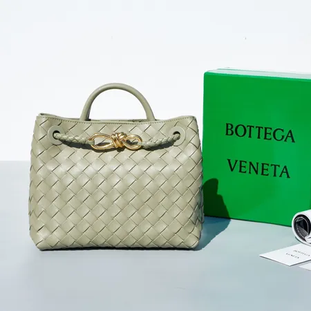 ボッテガ ヴェネタ ハンドバッグ