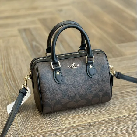 コーチ ハンドバッグ
