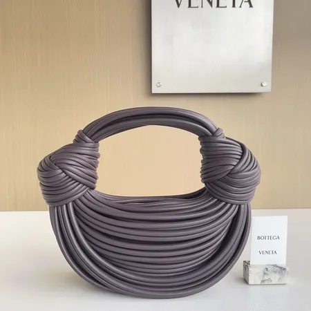 ボッテガ ヴェネタ ハンドバッグ