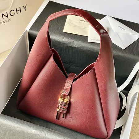 ジバンシィ ハンドバッグ