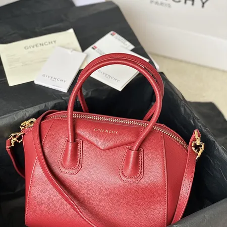 ジバンシィ ハンドバッグ