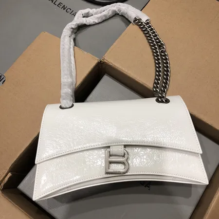 バレンシアガ ショルダーバッグ