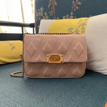 ヴァレンティノ ハンドバッグ