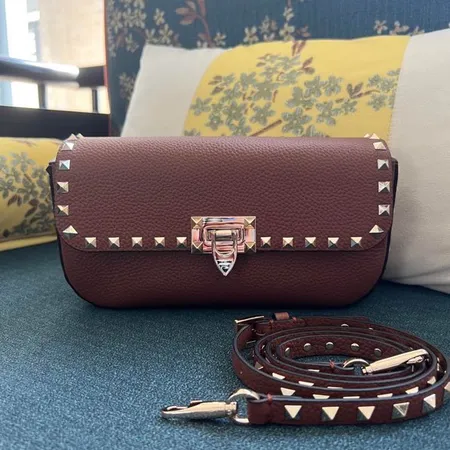 ヴァレンティノ ハンドバッグ