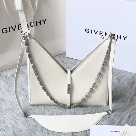 ジバンシィ ハンドバッグ