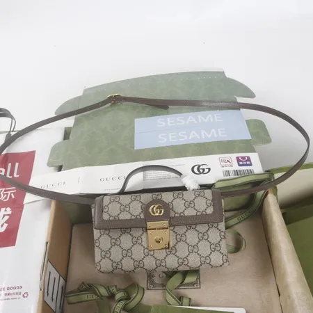 グッチ ショルダーバッグ