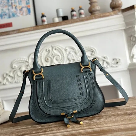 クロエ ショルダーバッグ