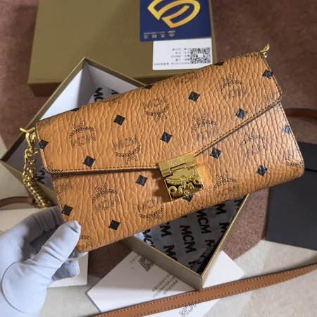 エムシーエム ハンドバッグ