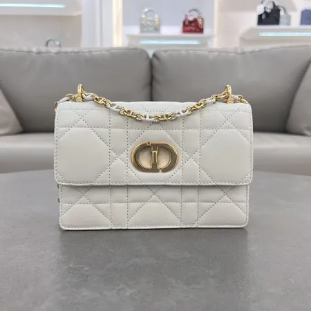 ロエベ ショルダーバッグ