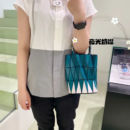 イッセイ ミヤケ ハンドバッグ