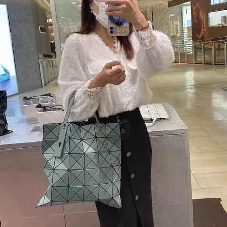 イッセイ ミヤケ ハンドバッグ