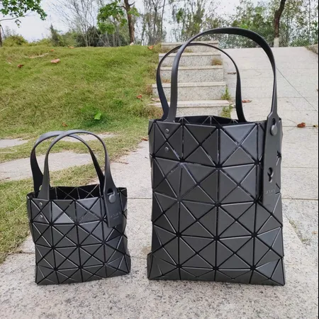 イッセイ ミヤケ ハンドバッグ